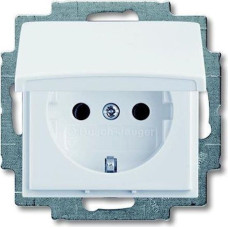 Basic55 balts Rozete 2P+E, ar vāciņu IP20